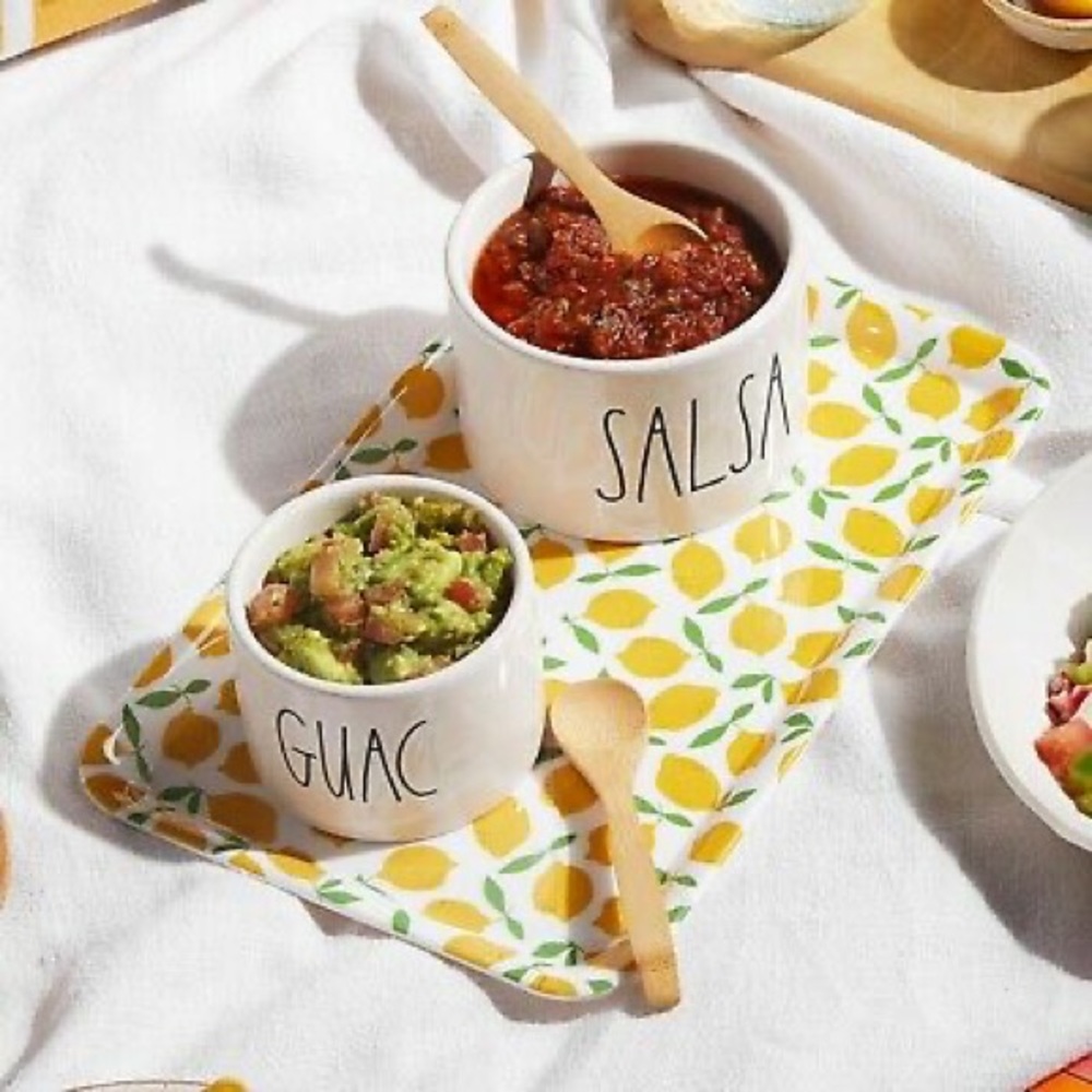 Rae Dunn Salsa & Guac bowl set